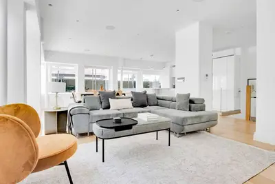 Image de Hip Fitzrovia 3br w/ Private Spa, near Oxford St, by Blueground