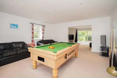 Image de Rent My Spa Home with Pool table, Hottub and Sauna