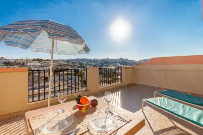 Image de Sunny pool and terrace - Merill nb6, Mellieha, Malta
