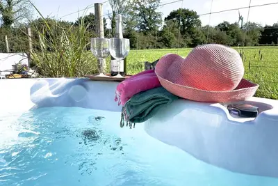 Image de Heron Lodge, 10 Roadford Lake Lodges