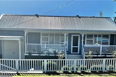 Image de Luxe Adults Retreat! w\/Pool table, Spa, Firepit & close to Lake