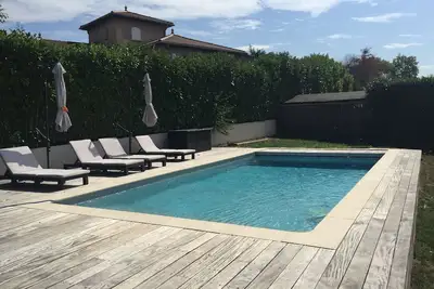 Image de Maison 160 m² avec piscine chauffée à 15 min de Lyon!