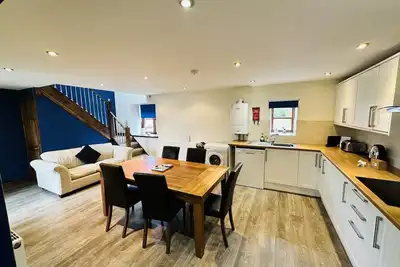Image de Coast Cottage -  a very spacious, dog friendly, cottage for 4 guests