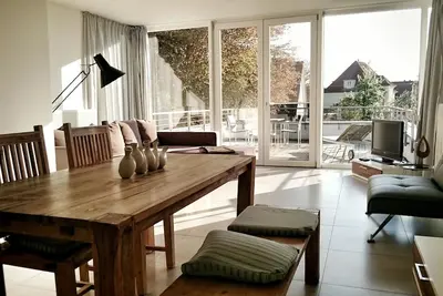 Image de Appartement moderne pour les familles ou 2 couples, 100 m de la plage