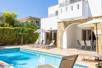 Villa Shanta - Trois Chambres Villa, Couchages 6