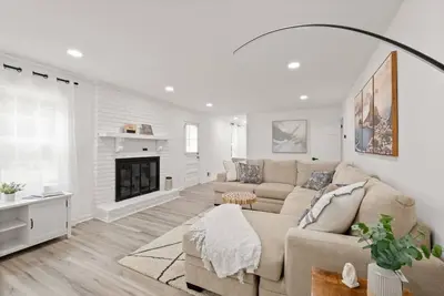 Image de Casa Blanca (6 Bedroom Luxury Home w/ Game Room)