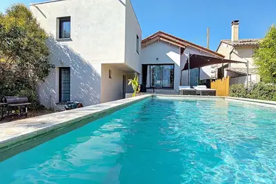 Image de Villa avec piscine proche du centre historique