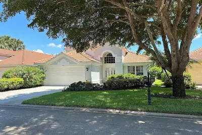 Image de RÉSERVATION! ! Oct-2 février Bed / 3 Bain / 2 Den Villa w / piscine privée! Golf & Beach Club! !