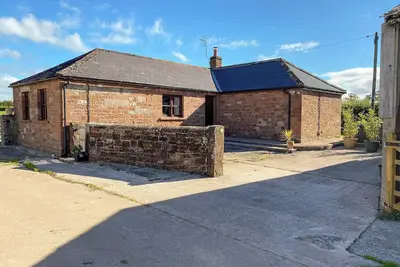 Image de A spacious country cottage the perfect indulgent getaway for two.