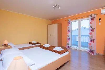 Image de Appartements Ivana (32933-A2) - Orebic