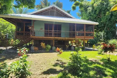 Image de Breezy Beach Bungalow, Pool, Bar & Grill, Private Resort