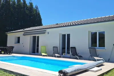Image de Quiet house in Périgord Vert with private pool