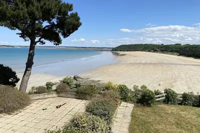 Image de Grand appartement avec vue imprenable sur plage et mer, wifi, pour 6 personnes