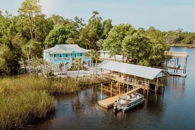 Image de Serene Steinhatchee River Home w\/ Boat Dock