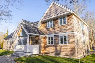 Image de Spacious, Brand New Home - 5 bedroom 6 bath!