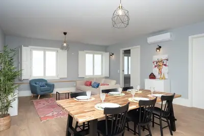 Image de Porto Xl 4| Appartement spacieux de 3 chambres au centre ville 6 pax