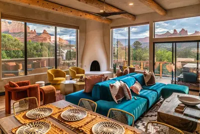 Image de Experience luxury at Sedona Hy View House Jacob, a 3br retreat with Red Rock views.