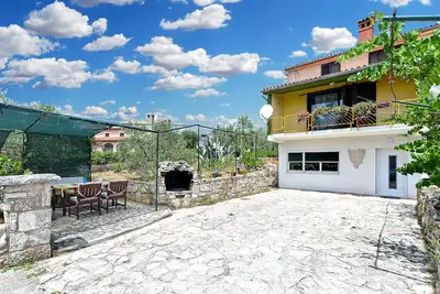 Image de Apartment 1927/55613 (Istria - Vinkuran), 500m from the beach
