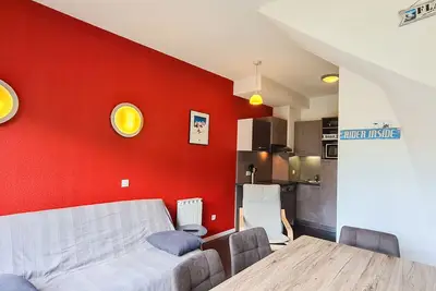 Image de Appartement confortable au pied des pistes avec piscine et parking