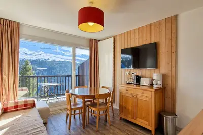 Image de Confortable 2 pièces · Balcon Sud · Animaux acceptés · Parking couvert