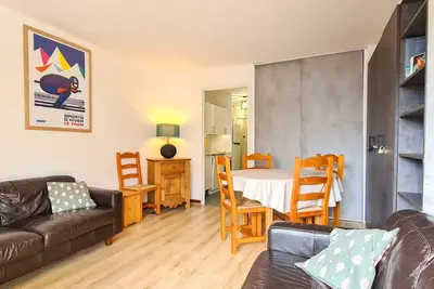 Image de Appartement rénové 3 pièces · Centre station · Balcon · 6 personnes