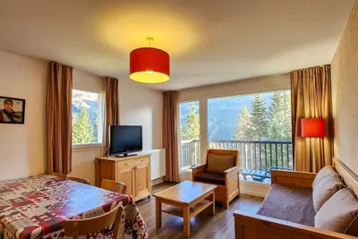 Image de Appartement spacieux au centre, balcon, parking couvert