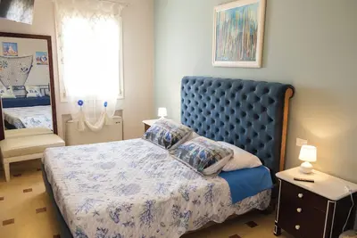 Image de Lagoon front apartment with parking