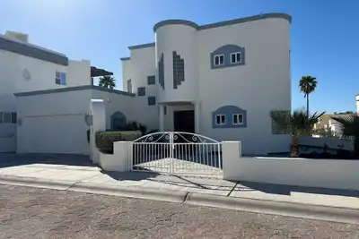 Image de Costa Diamante E10 Beach House on Sandy Beach with Community Pool & Hot Tub