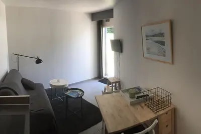 Joli T2 dans résidence calme à deux pas des plages