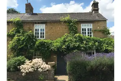 Image de Wisteria Cottage, 5* Location, Parking, Cotswolds