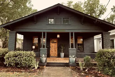 Image de Midnight Bungalow, near Cargo District, Downtown Wilmington, & local beaches