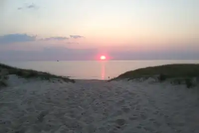 Image de Enjoy the sunset whatever the weather