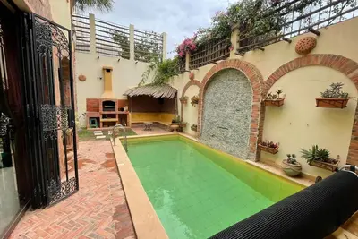 Image de Villa De Charme Avec Piscine Proche Centre