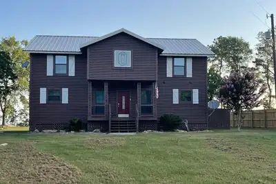 Image de Luxury Waterfront Lodge In Toledo Bend Lake