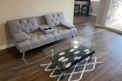 Image de Entire 1 Bedroom Rental Unit with Free Parking