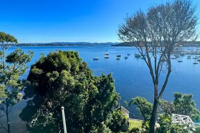 Image de Azure Vista - waterfront, stunning views