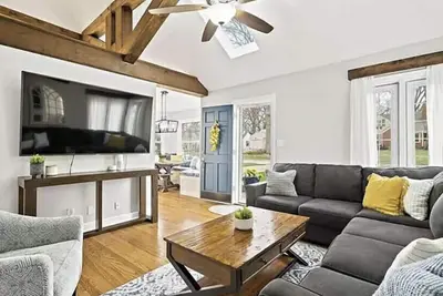 Image de Charming Home in ❤︎ of Kc 2 Bdr/2 Ba  (sleeps 4-6)