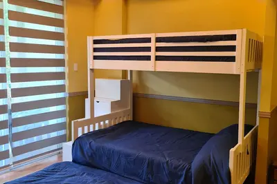 Image de Pico De Loro Room For Rent by Billyn Hamilo Coast, Batangas