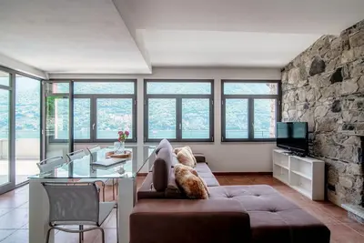 Image de Altido Fabulous Flat w/Terrace & Lake View