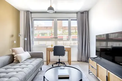 Image de Chamberí 3br+Gym & Pool, in the Business District