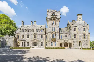 Image de The Alfred Suite Stone Cross Mansion, family friendly in Ulverston