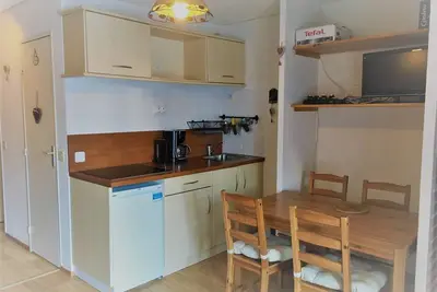 Image de Appartement confortable avec balcon, au calme, proche pistes et commodités, idéal 4 personnes