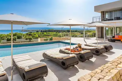 Image de Luxury sea front villa with pool, Plemmirio, Syracuse