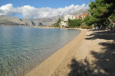 Image de Appartement de vacances Omiš pour 2 - 4 personnes avec 2 chambres à coucher - Logement de vacances d