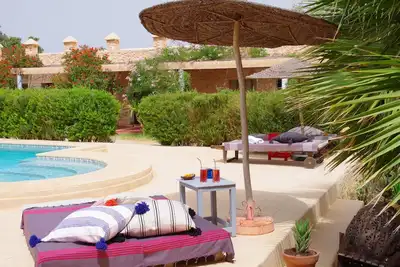 Appartement de 40 m2  avec terrasse et accés piscine au sein d'artgana Lodge.