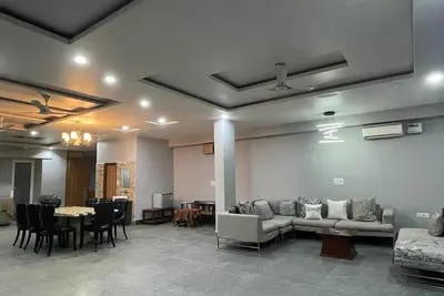 Image de Huge hall for gatherings/parties/get togethers