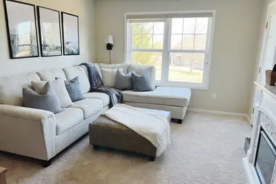 Image de Peaceful, family friendly condo, less than 10 min walk to the beach