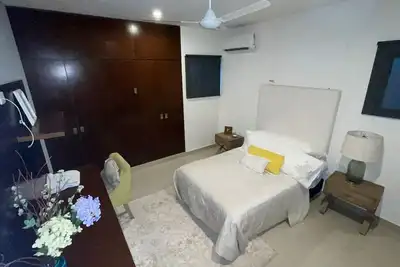 Image de A beautiful uptown merida retreat Home