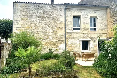 Image de Maison de ville charmante avec jardin