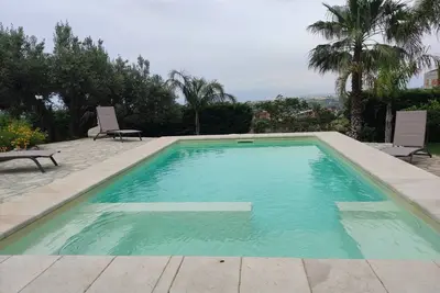 Image de Villa Marianninswimming pool with hot tub in private garden
